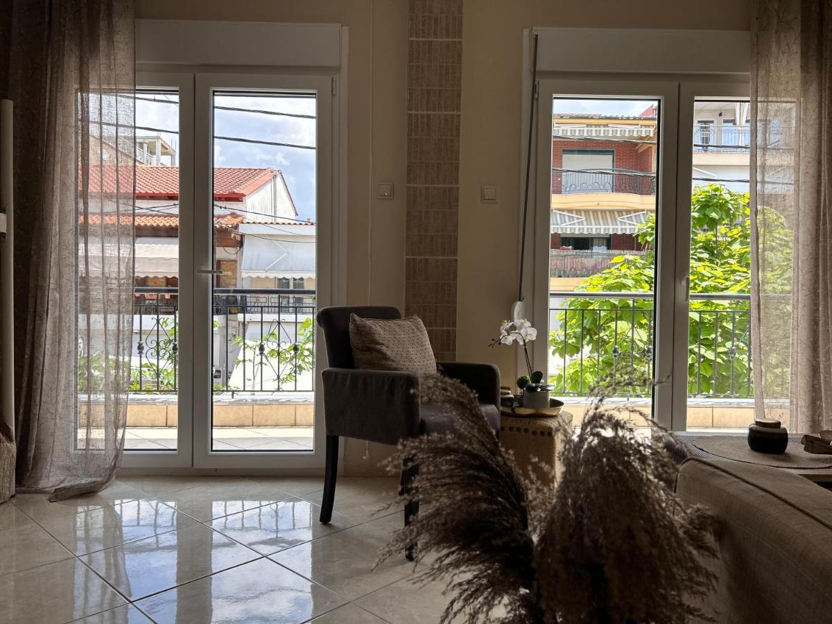 Apartment On Main Pedestrian Street With View Nea Kallikrateia Luaran gambar